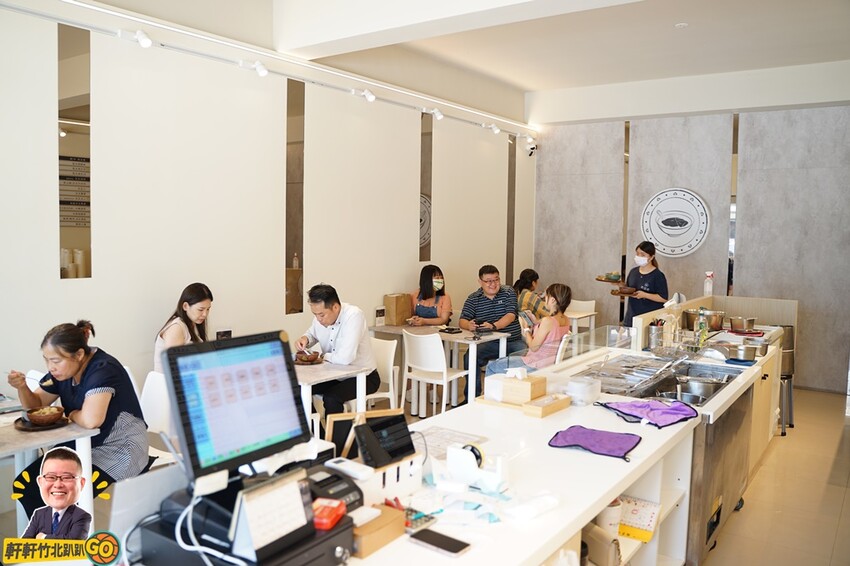 主打"健康、低糖無添加"的香醇豆花  搭配各種手作天然食材