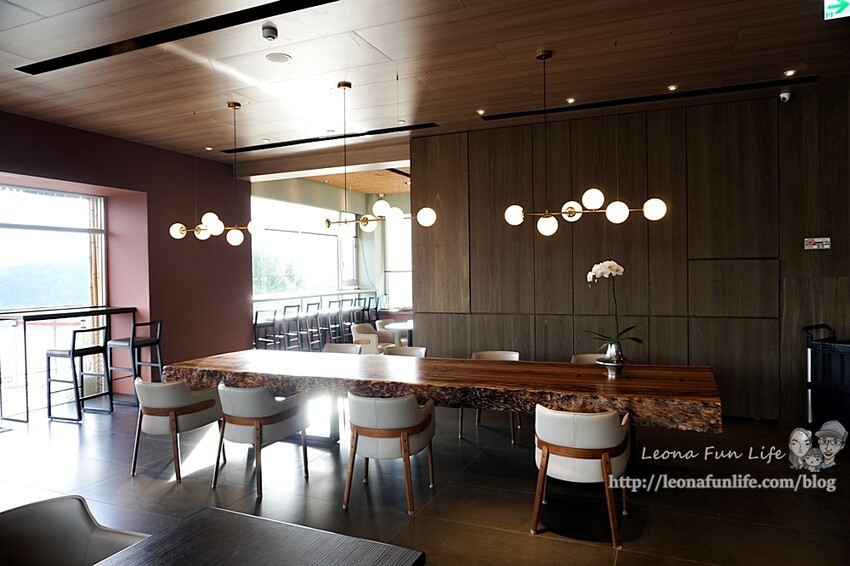 日月潭湖景咖啡|先得月Cafe'-靜享日月潭湖光山色，品紅玉紅茶、紅玉千層和乳酪蛋糕