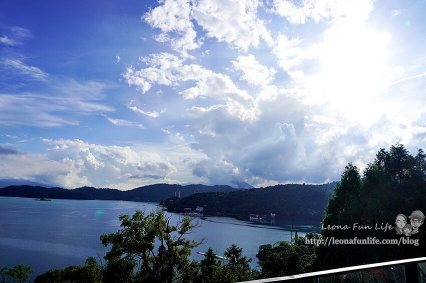 日月潭湖景咖啡|先得月Cafe'-靜享日月潭湖光山色，品紅玉紅茶、紅玉千層和乳酪蛋糕