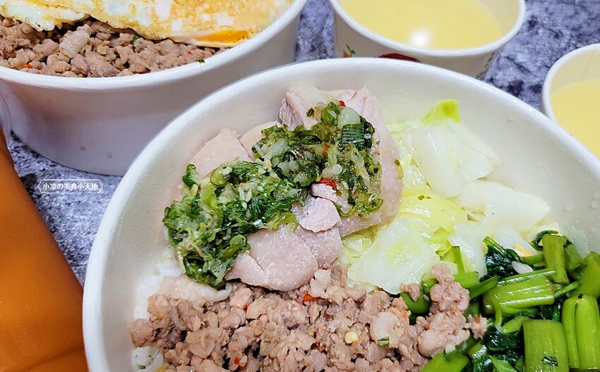 台中平價南洋料理｜老陳海南雞打拋豬專賣，內用、外帶、uber eats外送通通都ok！！