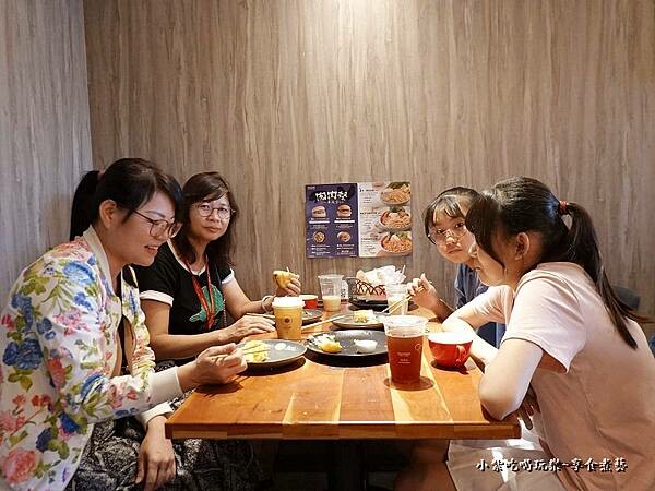 用餐環境-早安美芝城八德介壽店 (1).jpg 用餐環境-早安美芝城八德介壽店 (1).jpg