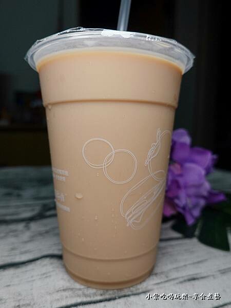 晚上買早美皇奶-早安美芝城介壽店.jpg 晚上買早美皇奶-早安美芝城介壽店.jpg