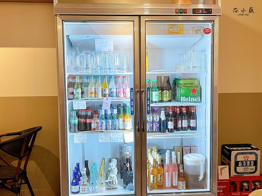 豪客居酒屋，宵夜能吃得到古早味窯烤雞的居酒屋，炭火柴燒串燒、燒烤、炸物，獨家分子冰淇淋 - Cyndi loves享食天堂