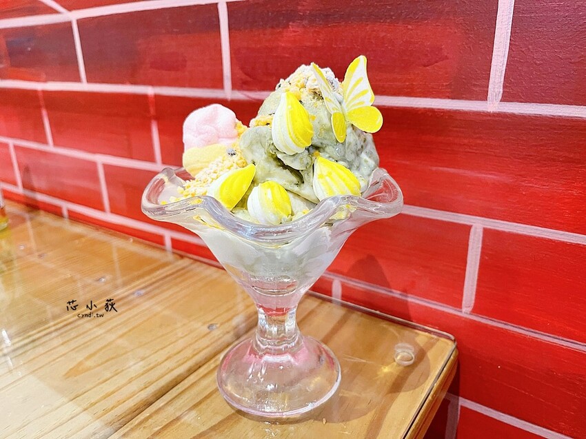 豪客居酒屋，宵夜能吃得到古早味窯烤雞的居酒屋，炭火柴燒串燒、燒烤、炸物，獨家分子冰淇淋 - Cyndi loves享食天堂