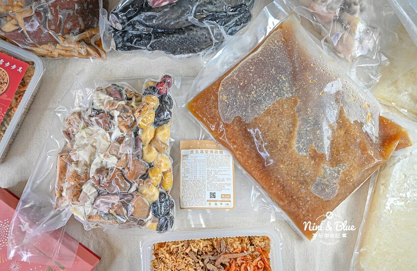 台中超人氣冊子油飯年菜一套只要4688元，可單點、宅配、門市自取 ，2025年菜推薦@Nini and Blue  玩樂食記