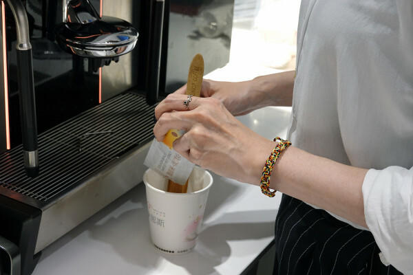 捷運忠孝敦化站MILAS膠原時尚美妍咖啡,可租借場地辦活動的台北東區安靜咖啡廳,喝出健康美麗的不限時敦化咖啡廳