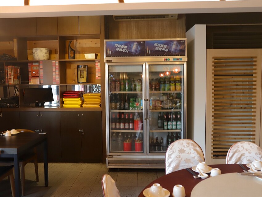 這家經典片皮烤鴨,皮酥肉香~尤其是甜麵醬酒釀香韻迷人,唇齒留香~