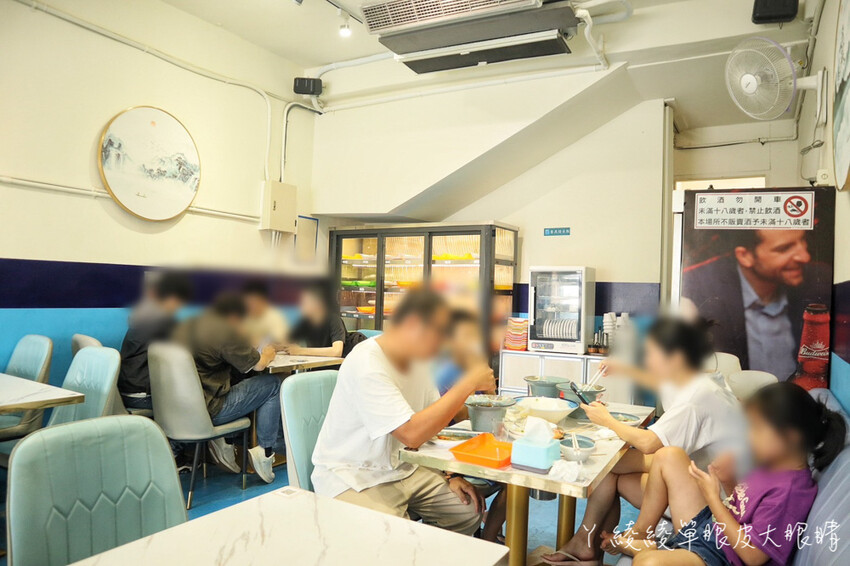 新竹美食「串串食光」正宗四川缽缽雞 冒菜 美蛙魚火鍋，麻辣控不能錯過。