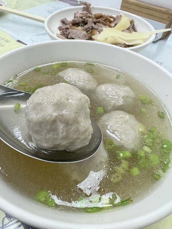 【台灣，高雄市，左營區】2022年高雄米其林必比登推介餐廳(Bib Gourmand)～正宗鴨肉飯，低調到很容易錯過