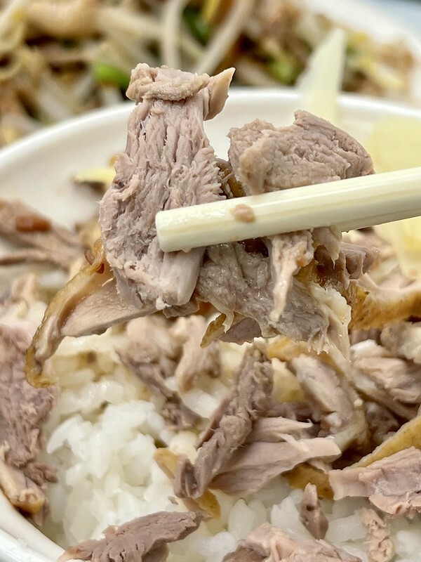 【台灣，高雄市，左營區】2022年高雄米其林必比登推介餐廳(Bib Gourmand)～正宗鴨肉飯，低調到很容易錯過