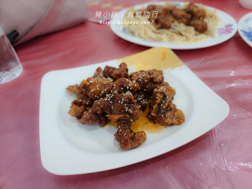 高雄。甲仙》仙香飲食店。老字號餐廳(米其林必比登)+貓巷彩繪順遊