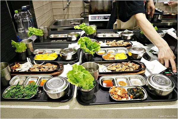 [台北信義]八色烤肉mini 台北101店|一個人說走就走即