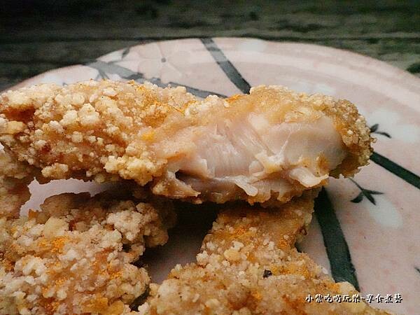 黃金三角骨-騰之雞排桃園店 (1).jpg