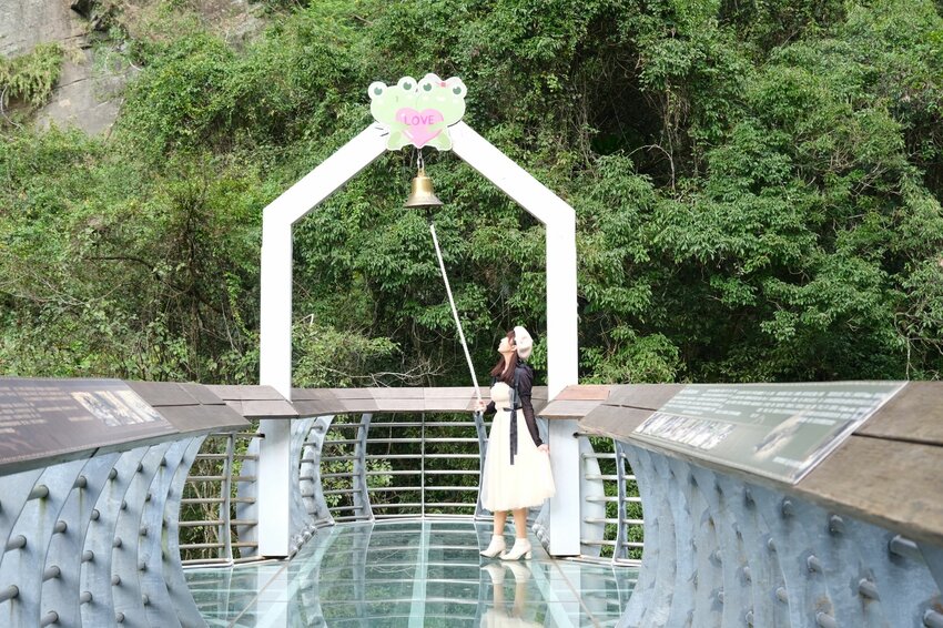 新竹尖石鄉秘境 那羅山谷裡的金盞花海 『 山裏花見那羅灣金盞花季』那羅灣休閒農業區 - 安妮的天空