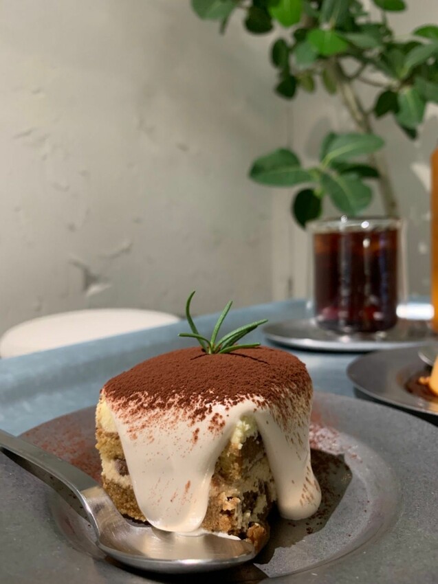 【台北】忠孝復興|COFFEE LAW 願景城事店 只存在136天的咖啡館 咖啡X展覽空間 共同描繪城市新想像