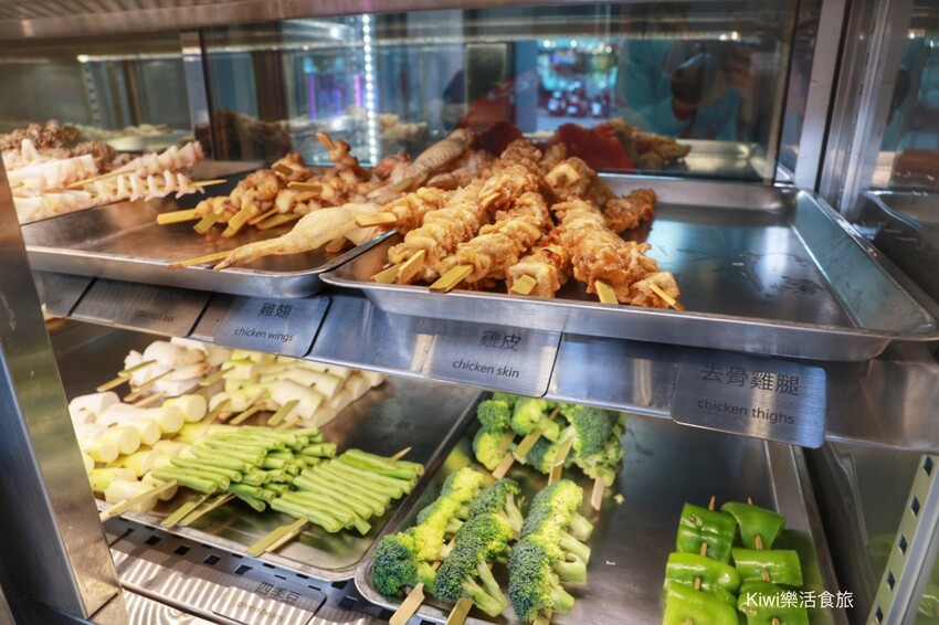 台中柒串燒逢甲店｜台中烤肉推薦台中逢甲必吃串燒，獨門醬汁專人烤肉免沾手.最低19元起，近逢甲美食商圈 - Kiwi 樂活食旅