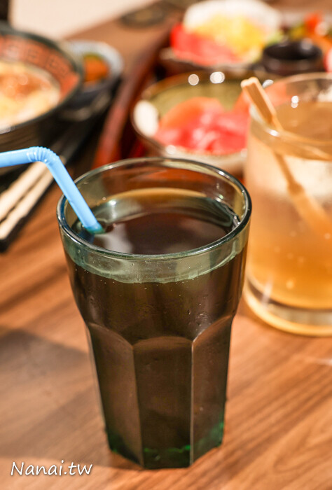 日式定食幾乎兩百有找，還有拉麵99元每日限量！免服務費.價格佛心CP值高，顛峰時間人潮不間斷