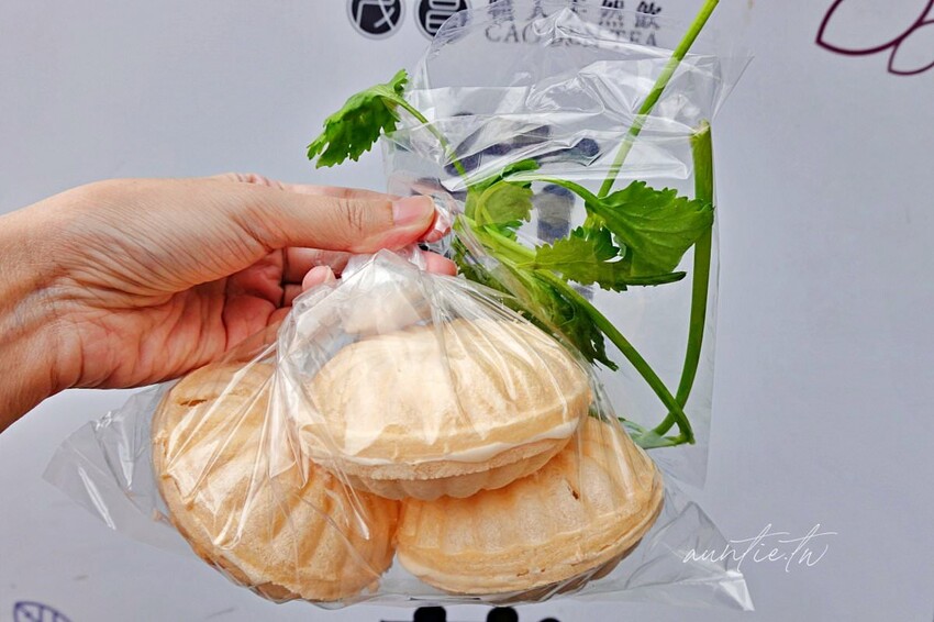 【新竹】城隍廟|桂紅茯苓糕,Hebe白色麥芽餅,新竹古早味美食小吃