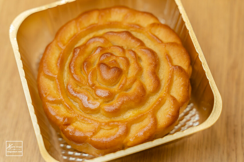 喜餅|【江記永安喜餅】雙層玫瑰盒 (紅豆麻糬、豆沙魯肉蛋黃、招牌鴛鴦餅、鳳梨杏仁角、招牌豆沙核桃) - 快門下的幸福