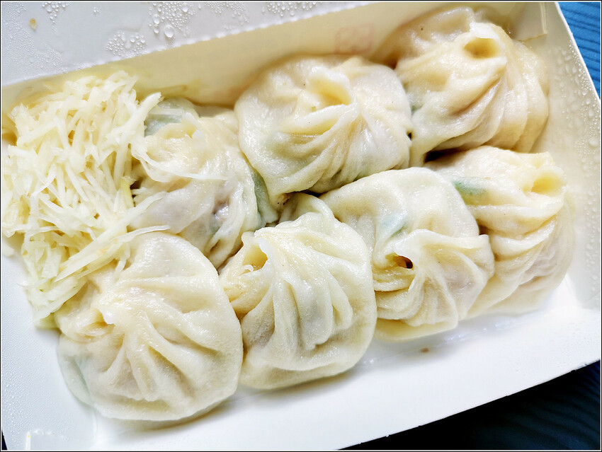 御冠園鮮肉湯包 - 012.jpg