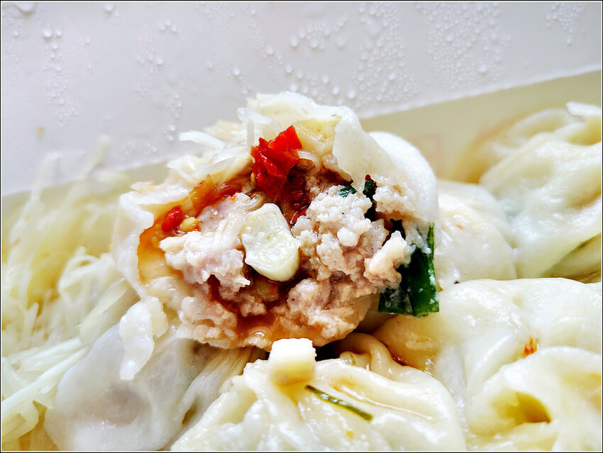 御冠園鮮肉湯包 - 024.jpg