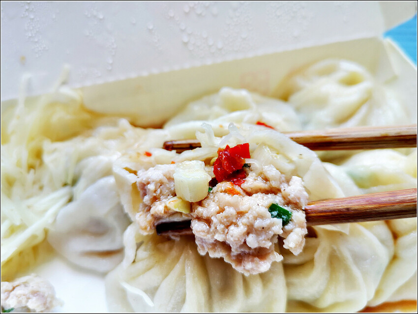 御冠園鮮肉湯包 - 025.jpg