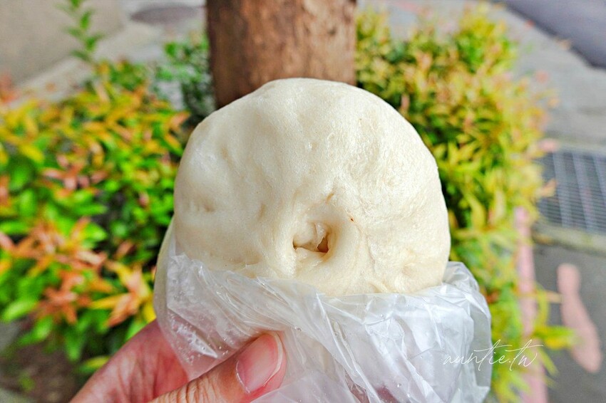 【台北】南港|廣泰豐潮州包子,自信心爆棚的包子饅頭店,外皮香甜肉扎實