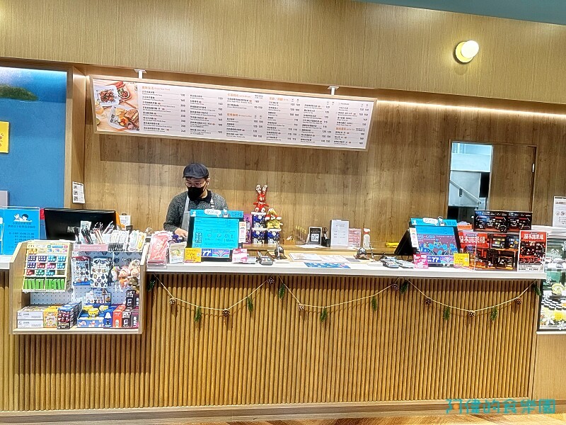 【板橋美食】誠品生活時光板橋三民店-精緻小巧的文青商場，吃的用的還有書局、咖啡廳