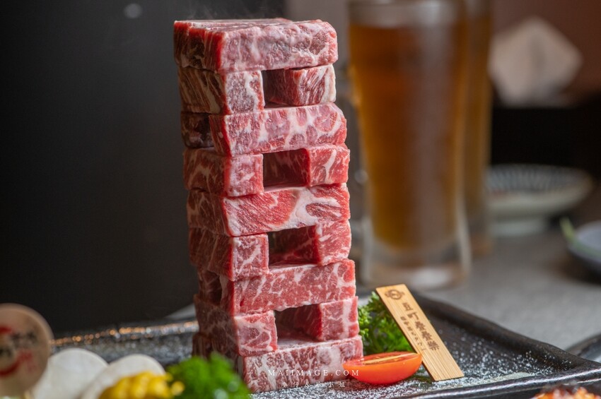 台北美食｜豆町村燒肉～激安齊下全新燒肉品牌。浮誇系豆町疊疊樂沒預約吃不到，中秋燒肉推薦來這裡，捷運國