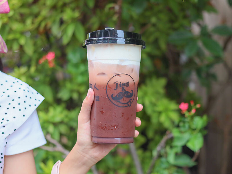 白鬍子奶蓋職人 | 北門街上的新竹奶蓋品牌，用勺子來堆奶蓋，居然還有$30元的醇茶茶飲！