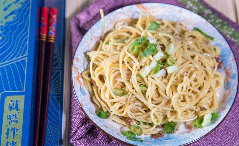 【薑博士就醬拌伴麵】三種麵x四種醬.自由混搭12種吃法.低納健康美味:老薑麵.薑黃麵.秋葵麵X老薑麻油醬.麻辣