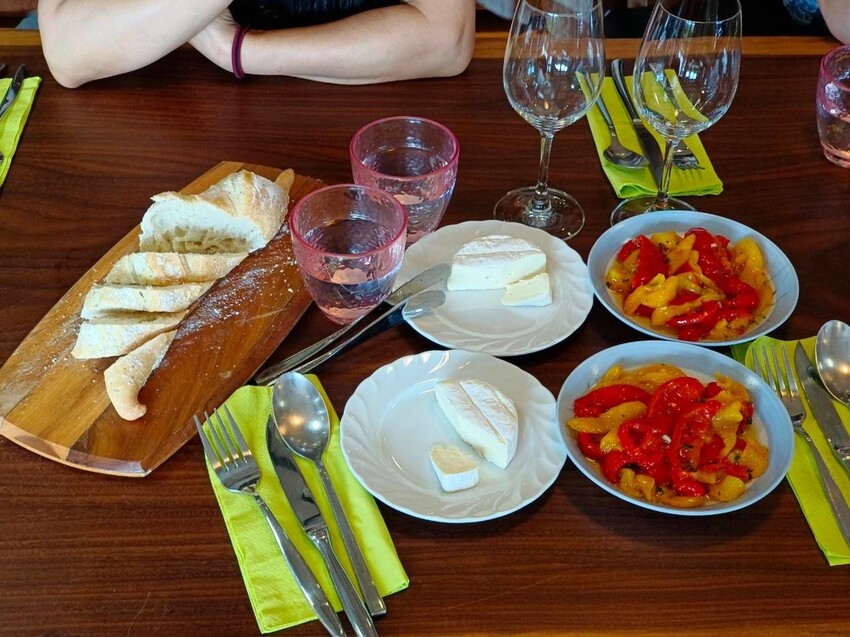 331723.jpg - 【台北.新店】超美私廚真材實料歐式料理。亞莉的一張桌子。寵物友善。可以指定喜馬拉雅貓坐檯