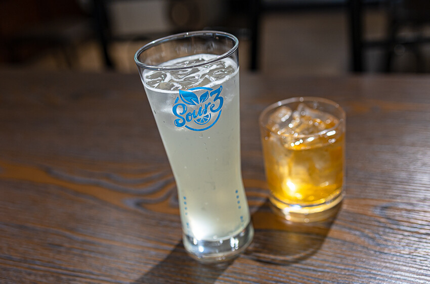 隱藏於在地生活圈內的精緻單點燒肉店,日式職人精神般手工精修去筋去油留下美味,精緻有用心的日式燒肉小店推薦