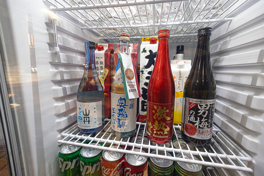 隱藏於在地生活圈內的精緻單點燒肉店,日式職人精神般手工精修去筋去油留下美味,精緻有用心的日式燒肉小店推薦