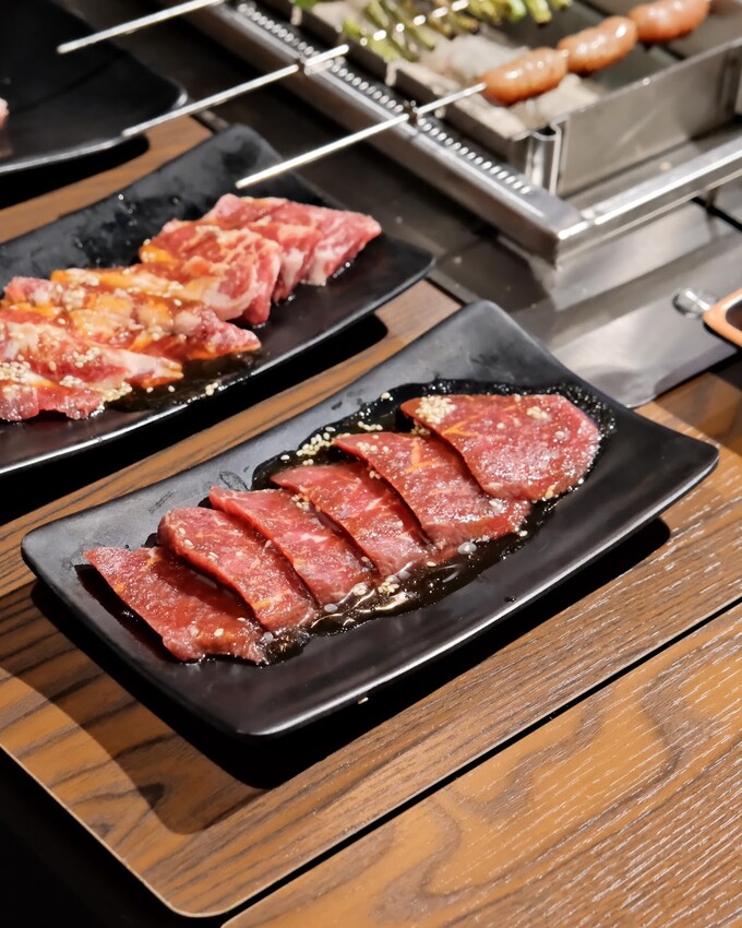 【蘆洲美食推薦】三六苑炭火燒肉-蘆洲店～超平價全自動烤串，一串只要49元！蘆洲平價燒肉推薦、日式燒肉店串燒新上市！