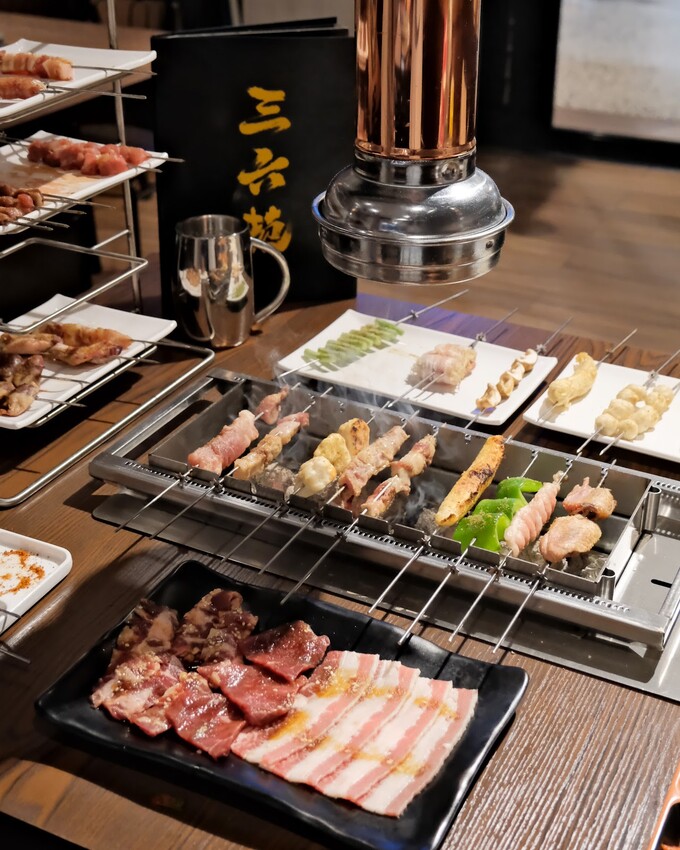 【蘆洲美食推薦】三六苑炭火燒肉-蘆洲店～超平價全自動烤串，一串只要49元！蘆洲平價燒肉推薦、日式燒肉店串燒新上市！