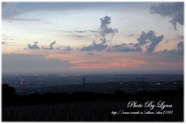 尋找小時記憶：台中都會公園【180°月老夜景】大肚山