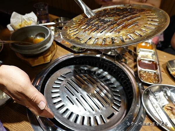 換烤網-阿豬媽北車店.jpg
