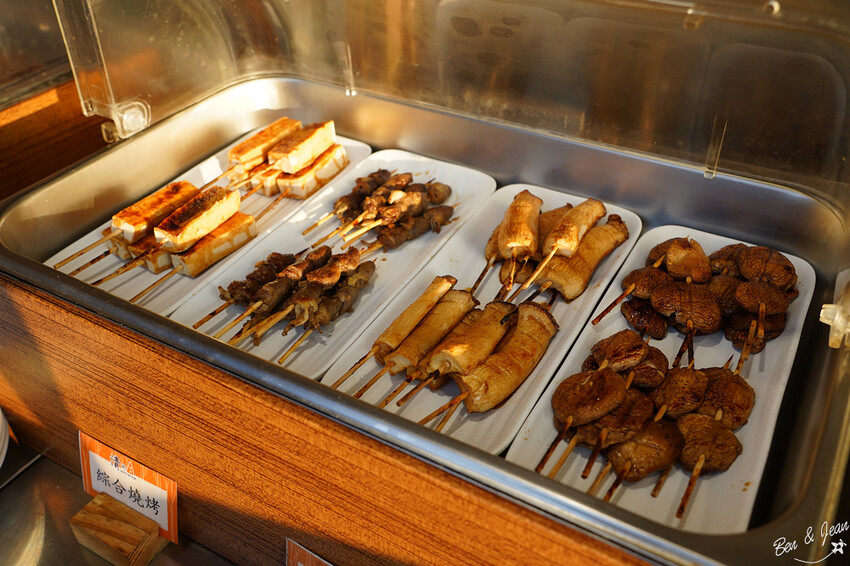 彰化美食》沐月餐廳~清水那方溫泉內餐廳,麻辣鴛鴦鍋加BBQ雙重享受