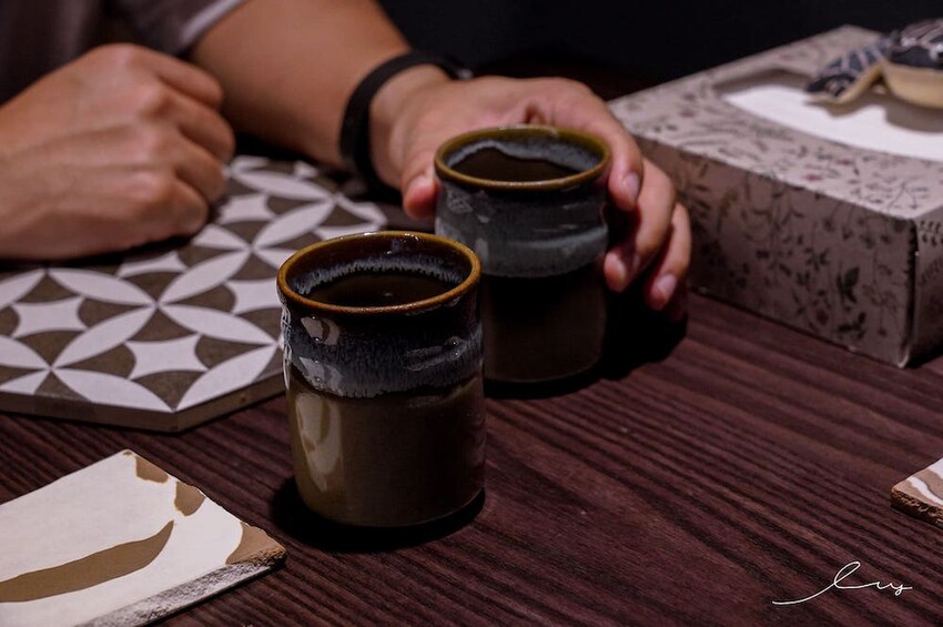 三生有幸精品牛肉麵 |台中牛肉麵控一定要挑戰!就算沒搭酸菜的銷魂湯頭也好喝,還有中西合併排餐料理,呈現滿滿台灣味! - 艾薇覓食趣