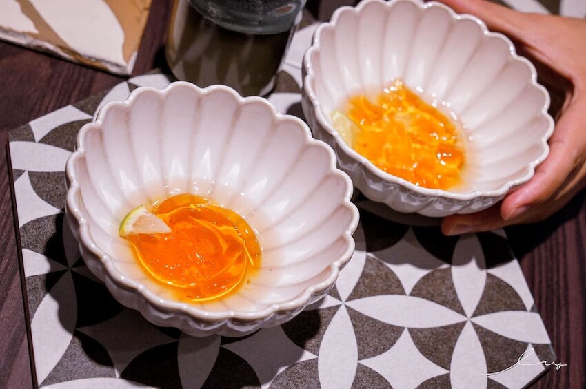 三生有幸精品牛肉麵 |台中牛肉麵控一定要挑戰!就算沒搭酸菜的銷魂湯頭也好喝,還有中西合併排餐料理,呈現滿滿台灣味! - 艾薇覓食趣