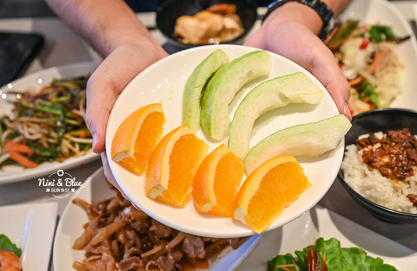 台中鐵板燒吃到飽,超值午餐189元就有野菜放題、自助吧吃到飽 -妮妮布魯