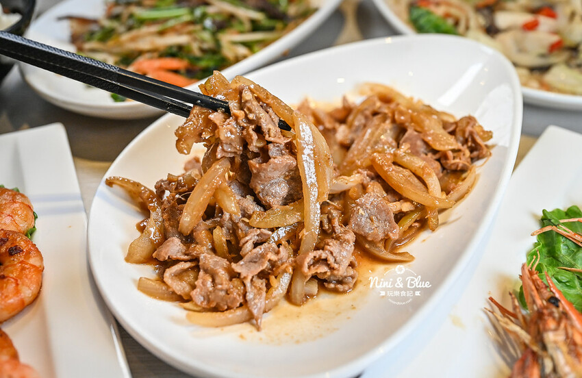 台中鐵板燒吃到飽,超值午餐189元就有野菜放題、自助吧吃到飽 -妮妮布魯