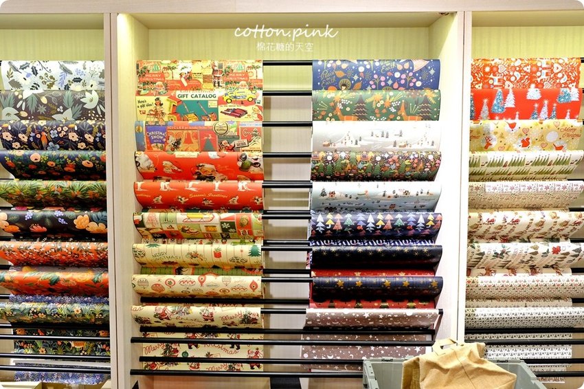 勤美天地聖誕村開村啦!科技感聖誕樹白天晚上都好拍~消費可抽GOGORO唷!