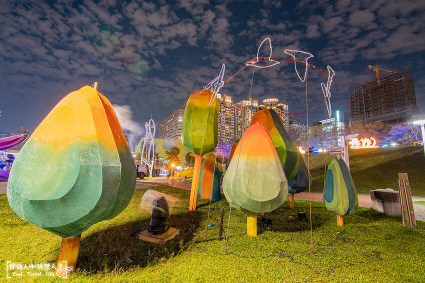 2022文心公園元宵燈會搶先看,10米高台中虎爺超壯觀~