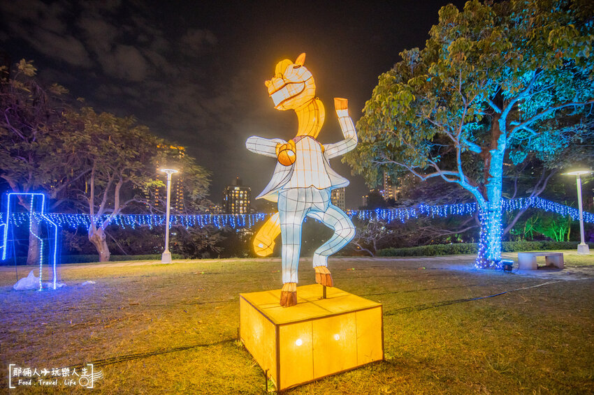 2022文心公園元宵燈會搶先看,10米高台中虎爺超壯觀~