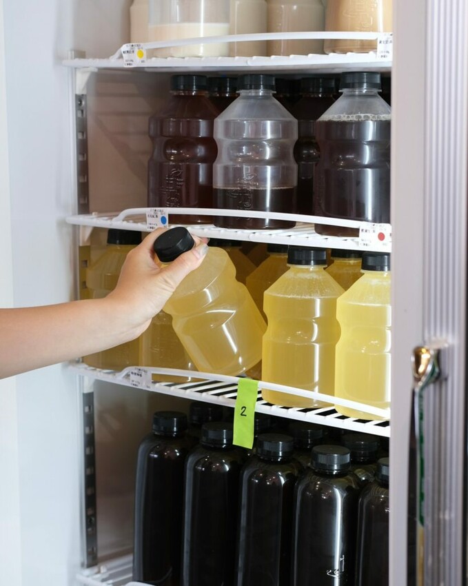 【台中美食】甘乃滴冷泡飲｜南部來的人氣創意手搖，感受淨水打造的純粹茶香味 ! - 肉依小姐吃什麼