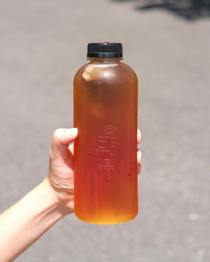 【台中美食】甘乃滴冷泡飲｜南部來的人氣創意手搖，感受淨水打造的純粹茶香味 ! - 肉依小姐吃什麼