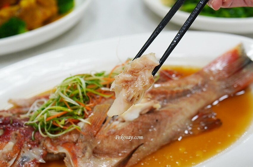 嘉庭預定食堂.七張美食.碧潭美食.家庭聚餐.新店美食.新店合菜餐廳.台北合菜餐廳.菊花豆腐.