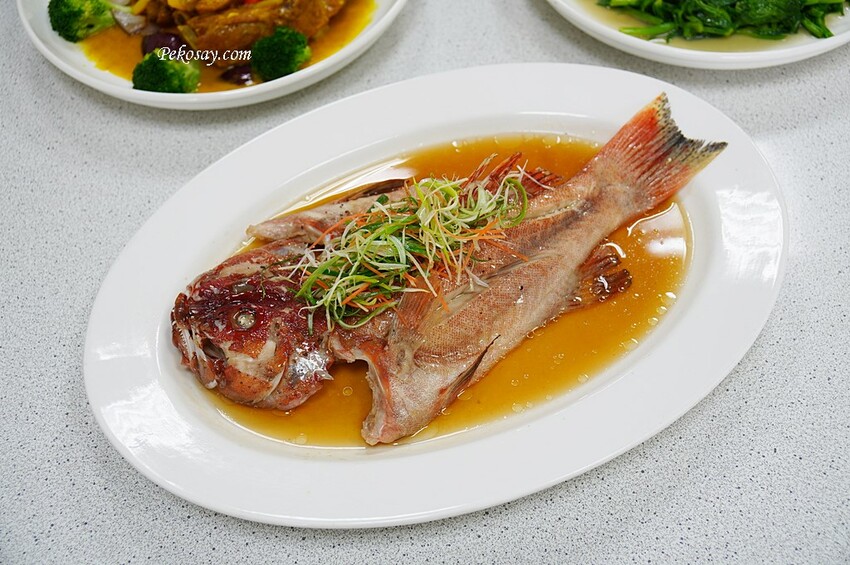 嘉庭預定食堂.七張美食.碧潭美食.家庭聚餐.新店美食.新店合菜餐廳.台北合菜餐廳.菊花豆腐.